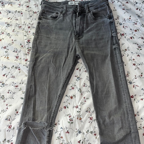 Grey skinny jeans from Zara